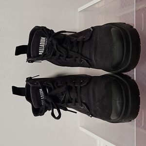 Women's Palladium boots size 7.5